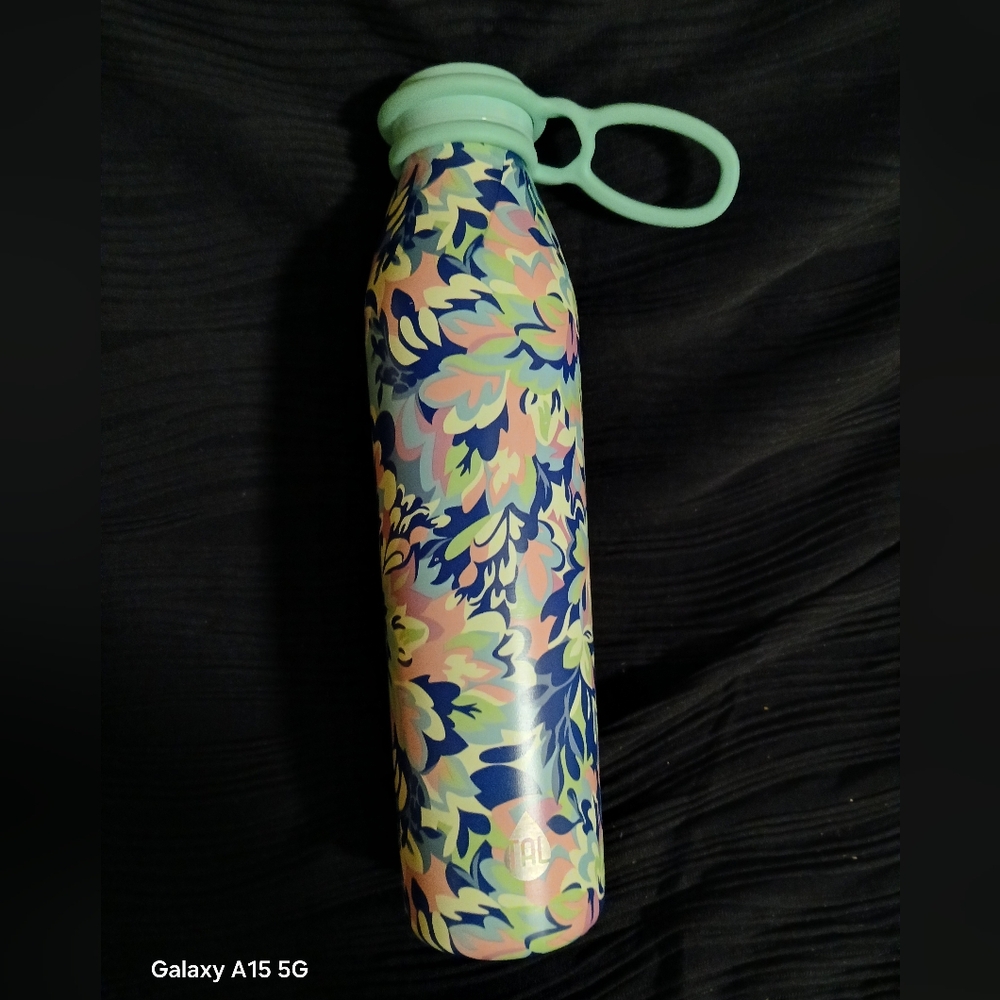 TAL mint green modern loop floral 20oz water bottle (121924C)